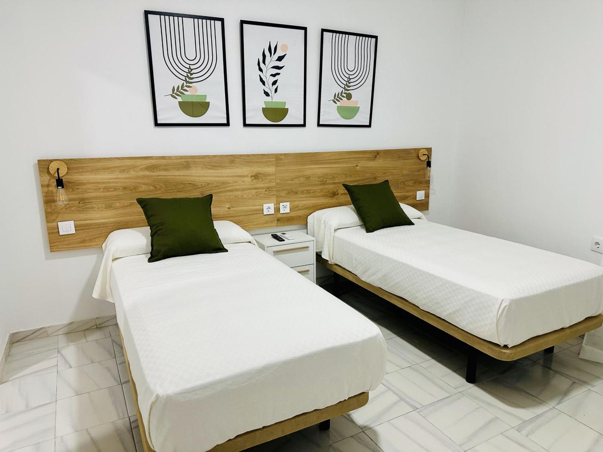 Hostal Merino Jedula Esterno foto