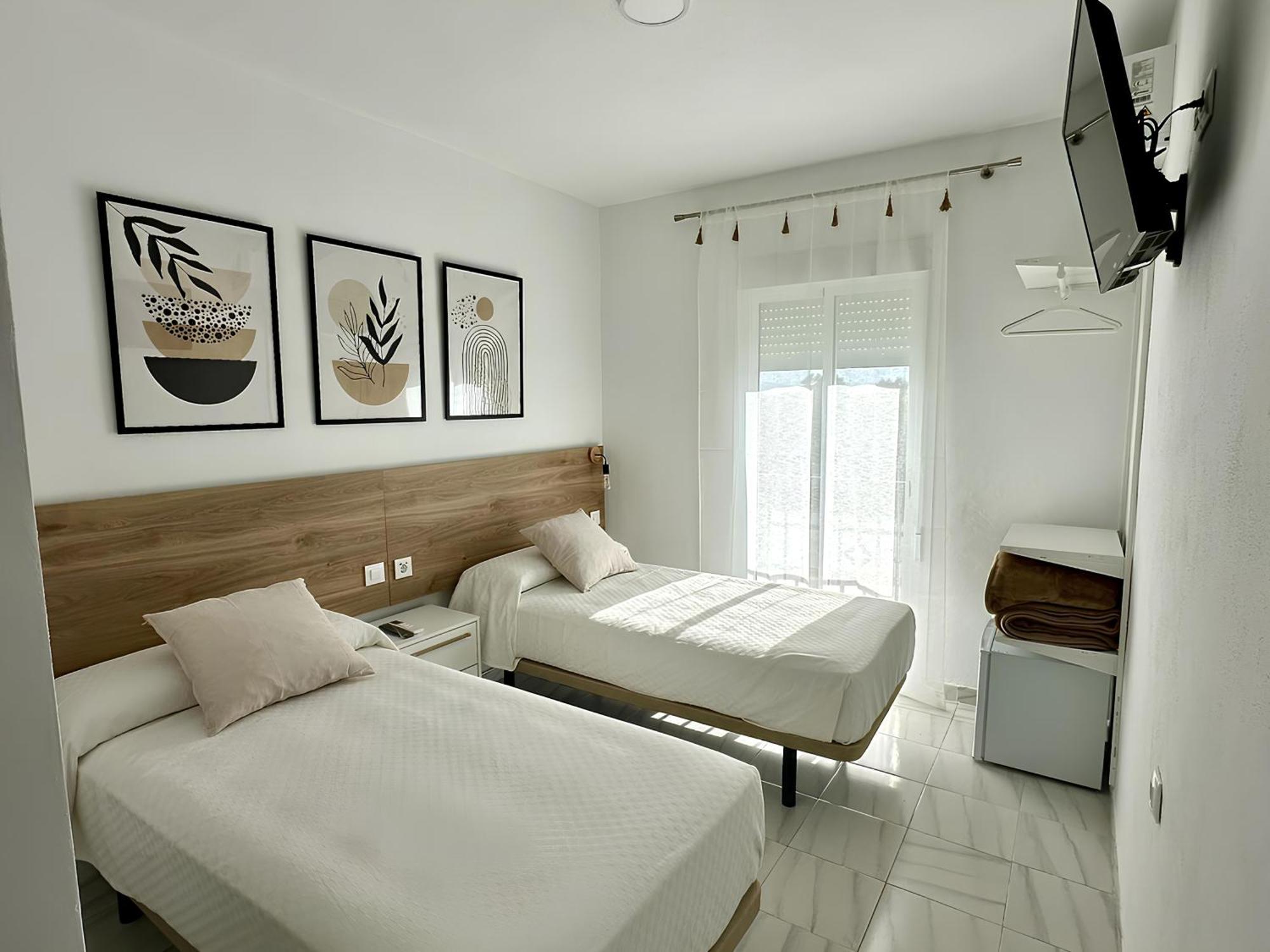 Hostal Merino Jedula Esterno foto