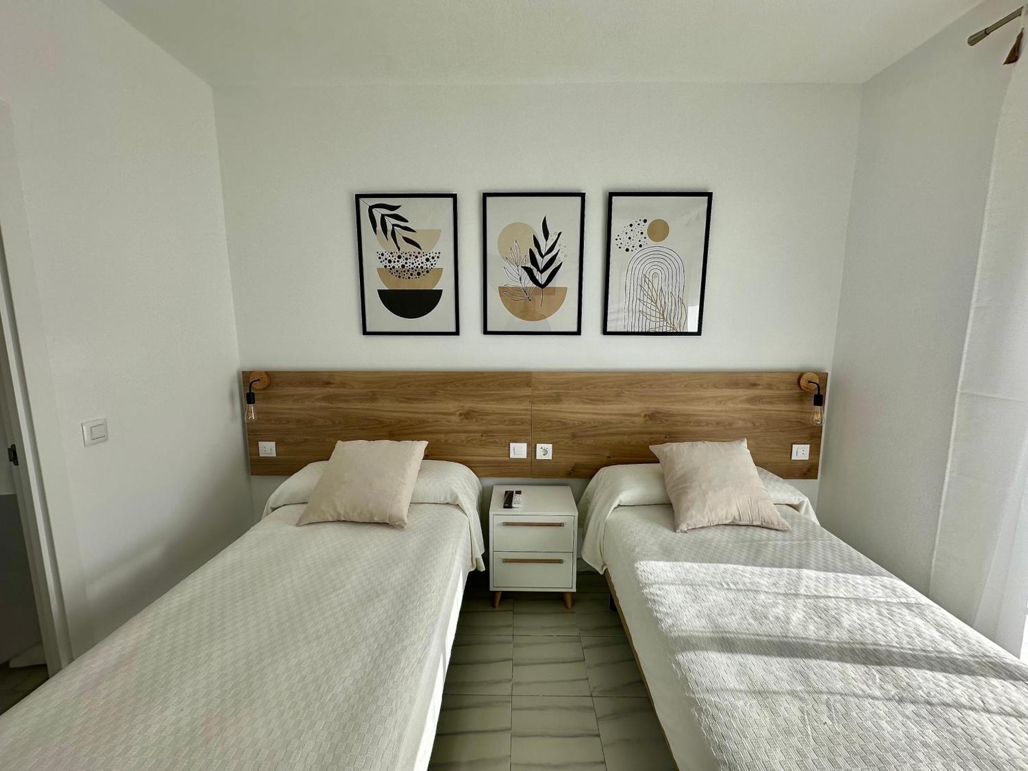 Hostal Merino Jedula Esterno foto