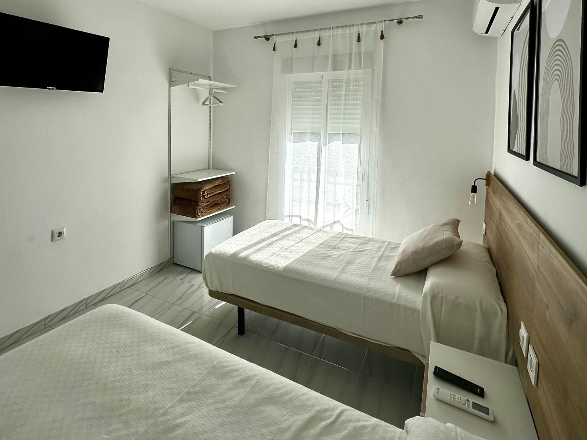 Hostal Merino Jedula Esterno foto