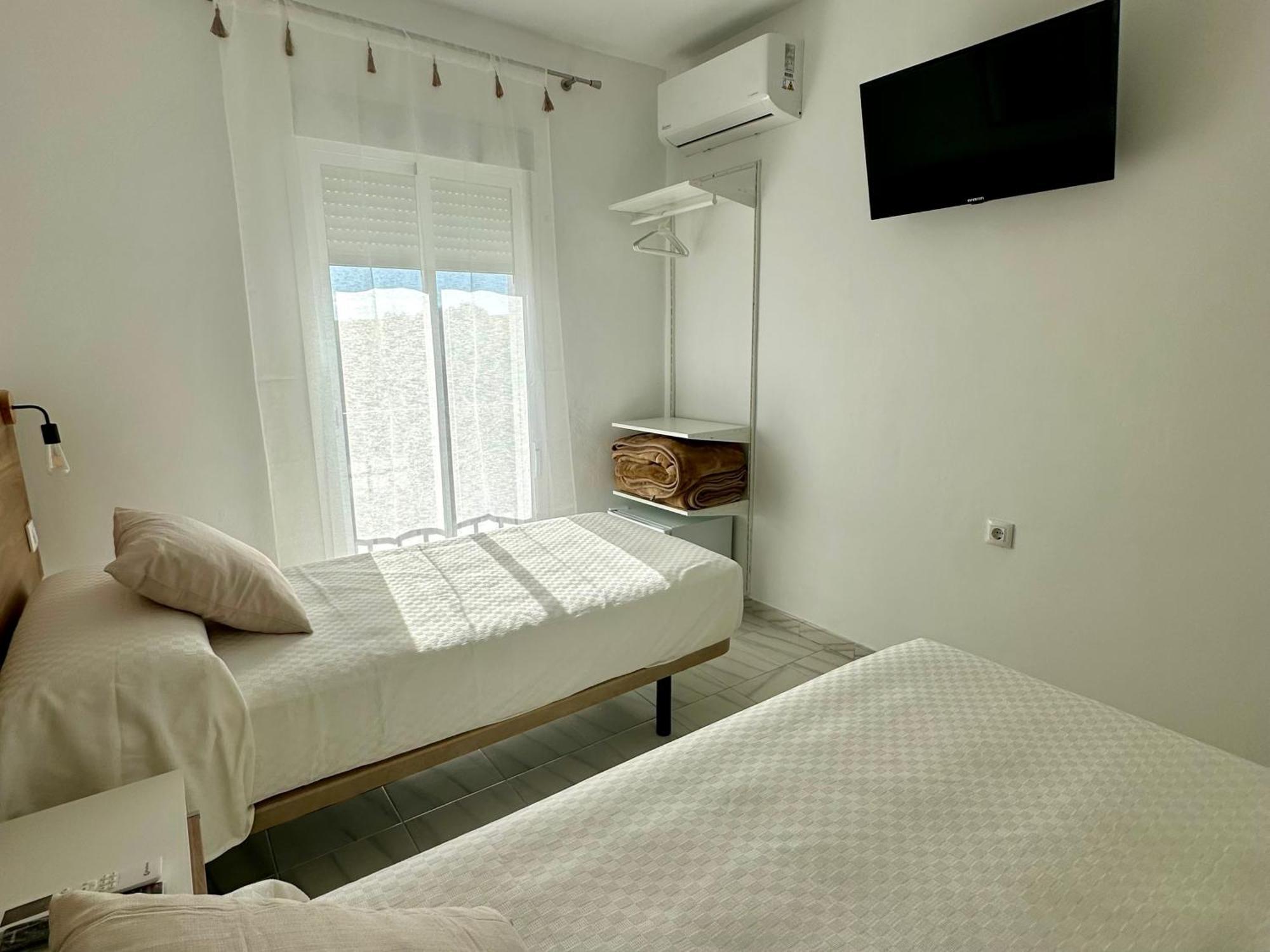 Hostal Merino Jedula Esterno foto